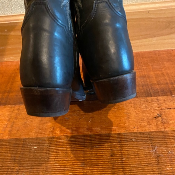 Men’s TONY LAMA WESTERN BOOTS, black stallion leather, 7920, size 9-1/2 D - Picture 9 of 12